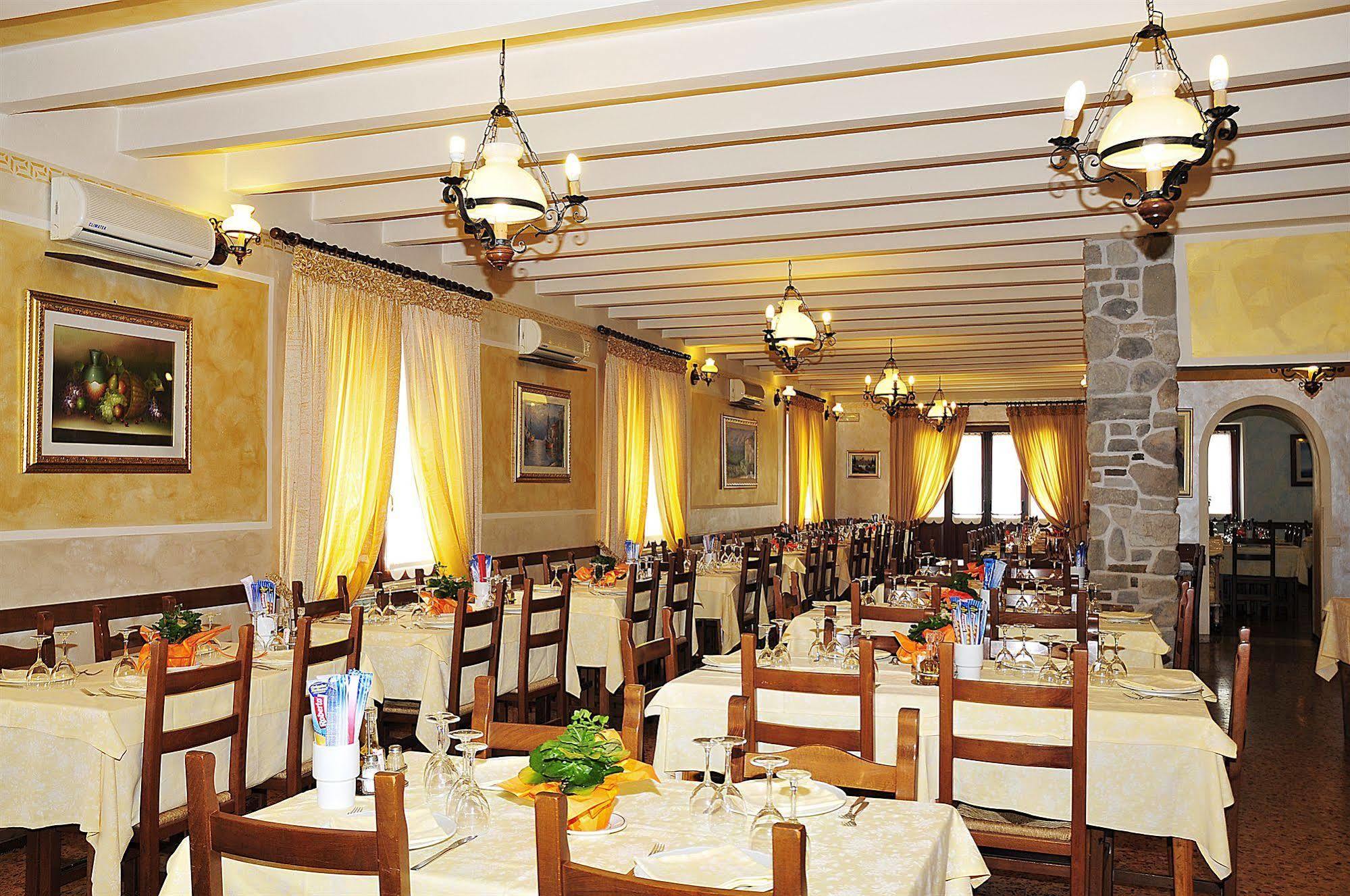 Locanda Al Pigno Sona Exterior photo